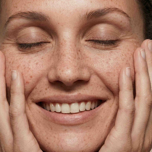 Respirer mieux, rayonner plus : comment la respiration influence l’éclat de la peau