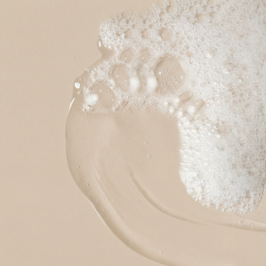 Mousse et nettoyage : ce que la peau ressent vraiment