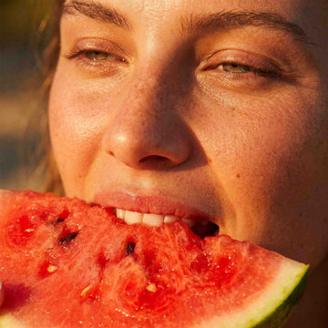 Alimentation et peau : ce que l'intestin dit au visage